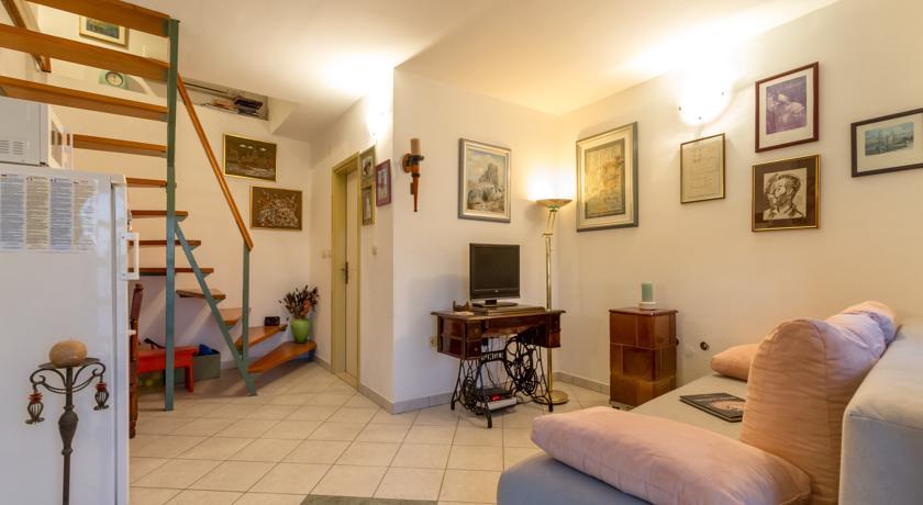 Apartment Old Stone House ล็อควา โรโกซนิตซา ห้อง รูปภาพ